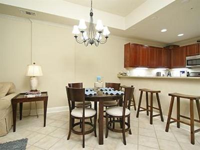 фото отеля Meyer Real Estate Vacation Rentals The Warf Orange Beach