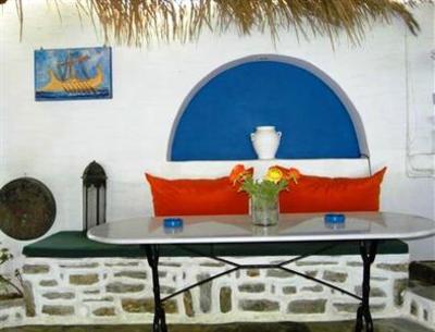 фото отеля Dolphin Apartments Antiparos