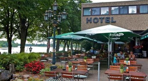 фото отеля Rheinterrasse Benrath