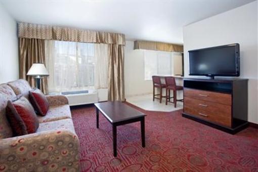 фото отеля Holiday Inn Express & Suites Orem North Provo