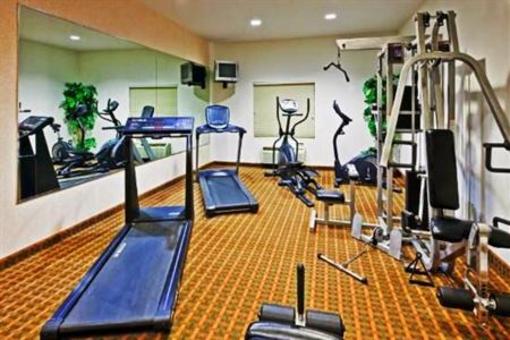 фото отеля Holiday Inn Express Hotel & Suites Meridian