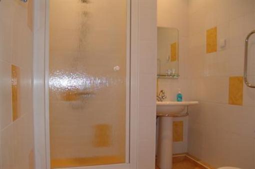 фото отеля Kras Hotel