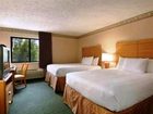 фото отеля Baymont Inn & Suites Traverse City