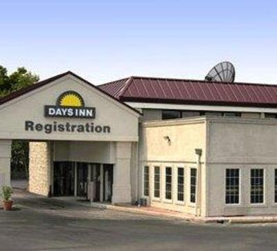 фото отеля Days Inn Sharonville Cincinnati