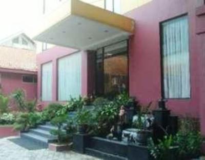 фото отеля Hotel Istana Ratu Jalan Jaksa