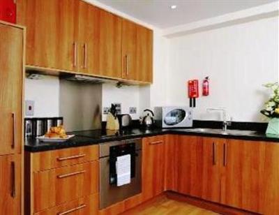 фото отеля Comfort Zone Cutlass Apartment Birmingham
