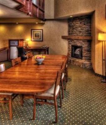 фото отеля Gold Eagle Lodge North Battleford