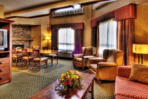 фото отеля Gold Eagle Lodge North Battleford