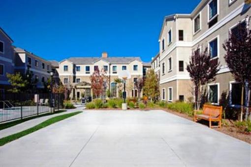 фото отеля Staybridge Suites Irvine East Lake Forest