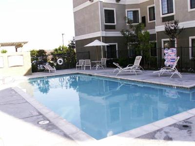 фото отеля Staybridge Suites Irvine East Lake Forest