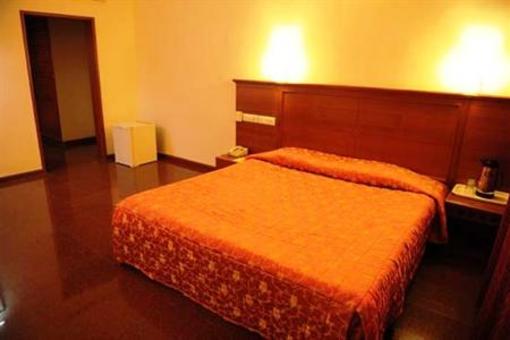 фото отеля Breeze Residency Hotel Tiruchirappalli