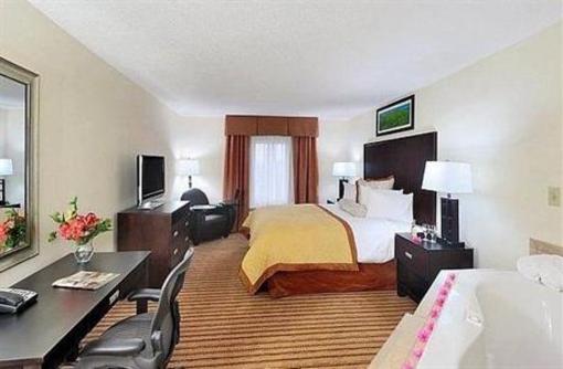 фото отеля Wyndham Garden Columbus