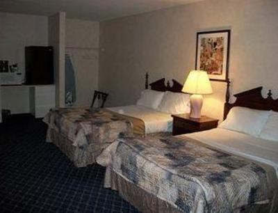 фото отеля Regency Inn and Suites West Springfield