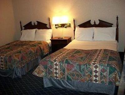 фото отеля Regency Inn and Suites West Springfield