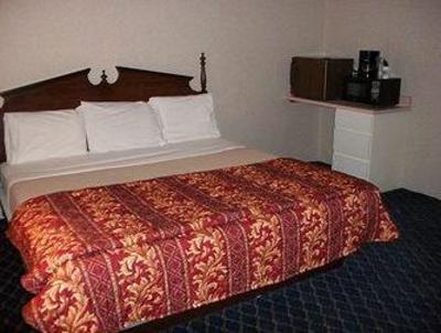 фото отеля Regency Inn and Suites West Springfield