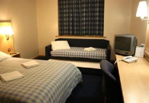 фото отеля Travelodge Cork Airport