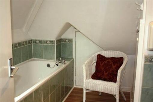 фото отеля The Charterhouse Bed & Breakfast Torquay