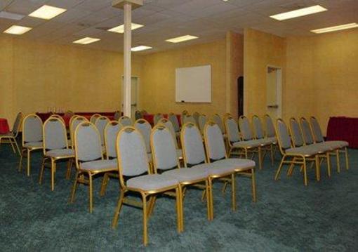 фото отеля Comfort Suites Colorado Springs