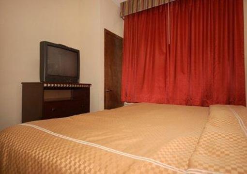 фото отеля Comfort Suites Colorado Springs