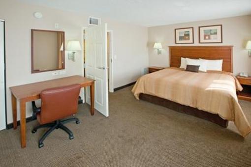 фото отеля Candlewood Suites Indianapolis Dwtn Medical Dist