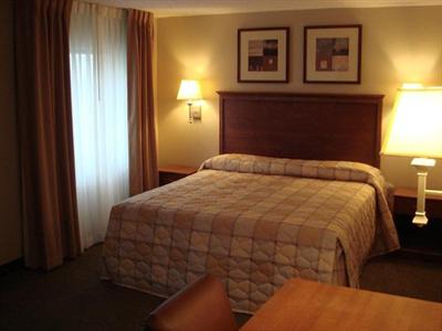 фото отеля Candlewood Suites Indianapolis Dwtn Medical Dist