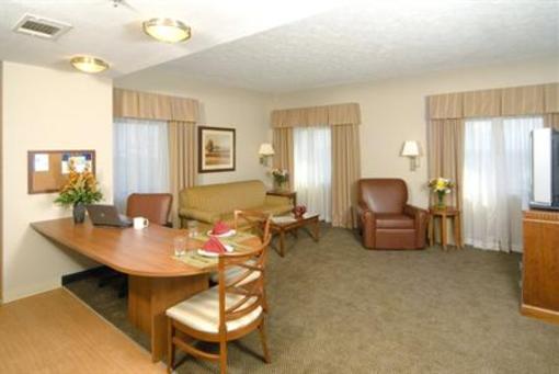 фото отеля Candlewood Suites Indianapolis Dwtn Medical Dist