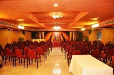 фото отеля The Bangalore Royal Inn