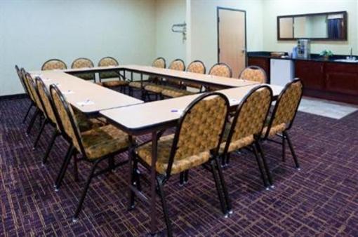 фото отеля Holiday Inn Express DeForest (Wisconsin)