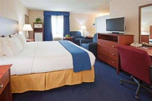 фото отеля Holiday Inn Express DeForest (Wisconsin)