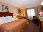 фото отеля Clarion Inn Amana Colonies and Wasserbahn Waterpark Resort