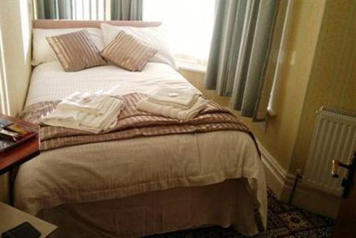 фото отеля Cherry Tree House Hotel
