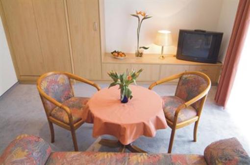 фото отеля Aparthotel am Kurpark Bad Neuenahr-Ahrweiler