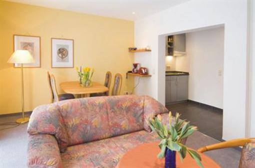 фото отеля Aparthotel am Kurpark Bad Neuenahr-Ahrweiler