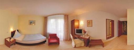 фото отеля Aparthotel am Kurpark Bad Neuenahr-Ahrweiler