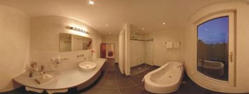 фото отеля Aparthotel am Kurpark Bad Neuenahr-Ahrweiler