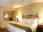 фото отеля Holiday Inn Express Hotel & Suites Lansing-Okemos MSU Area