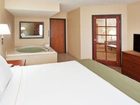 фото отеля Holiday Inn Express Hotel & Suites Lansing-Okemos MSU Area