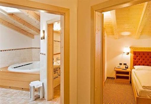 фото отеля Hotel Diamant Santa Cristina Valgardena