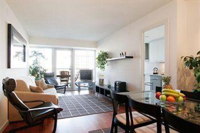 фото отеля Pool 2 Bedroom Apartment Barcelona
