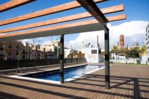 фото отеля Pool 2 Bedroom Apartment Barcelona