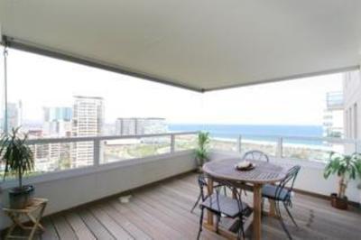 фото отеля Pool 2 Bedroom Apartment Barcelona