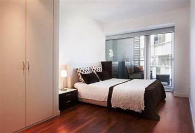 фото отеля Pool 2 Bedroom Apartment Barcelona