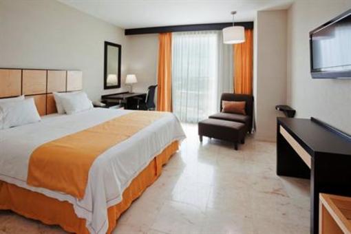 фото отеля Holiday Inn Express Ciudad del Carmen