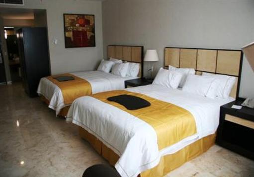 фото отеля Holiday Inn Express Ciudad del Carmen