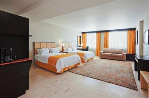фото отеля Holiday Inn Express Ciudad del Carmen