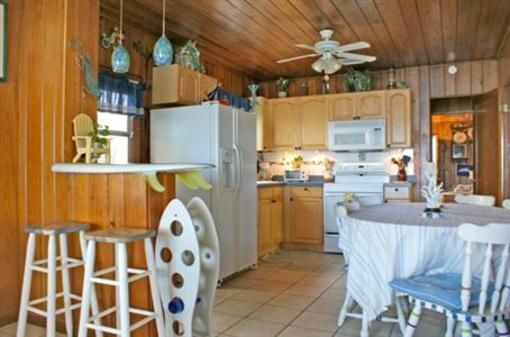 фото отеля Barrett Beach Bungalows