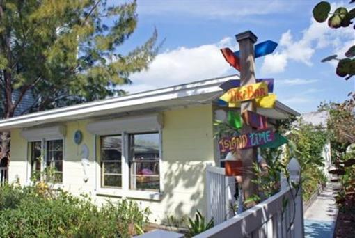 фото отеля Barrett Beach Bungalows