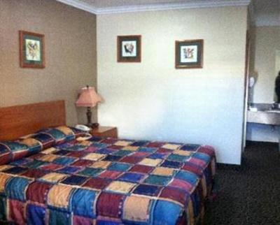 фото отеля Rodeway Inn & Suites near Convention Center