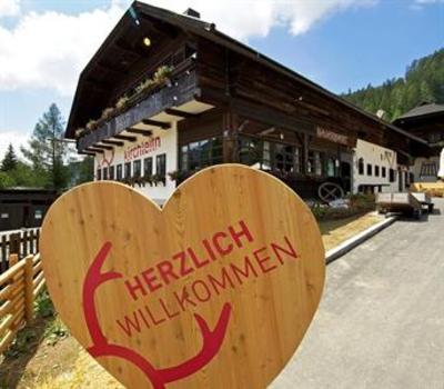 фото отеля Feriendorf Kirchleitn Dorf Kleinwild Apartments Bad Kleinkirchheim