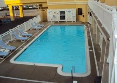 фото отеля Clarion Inn and Suites Virginia Beach